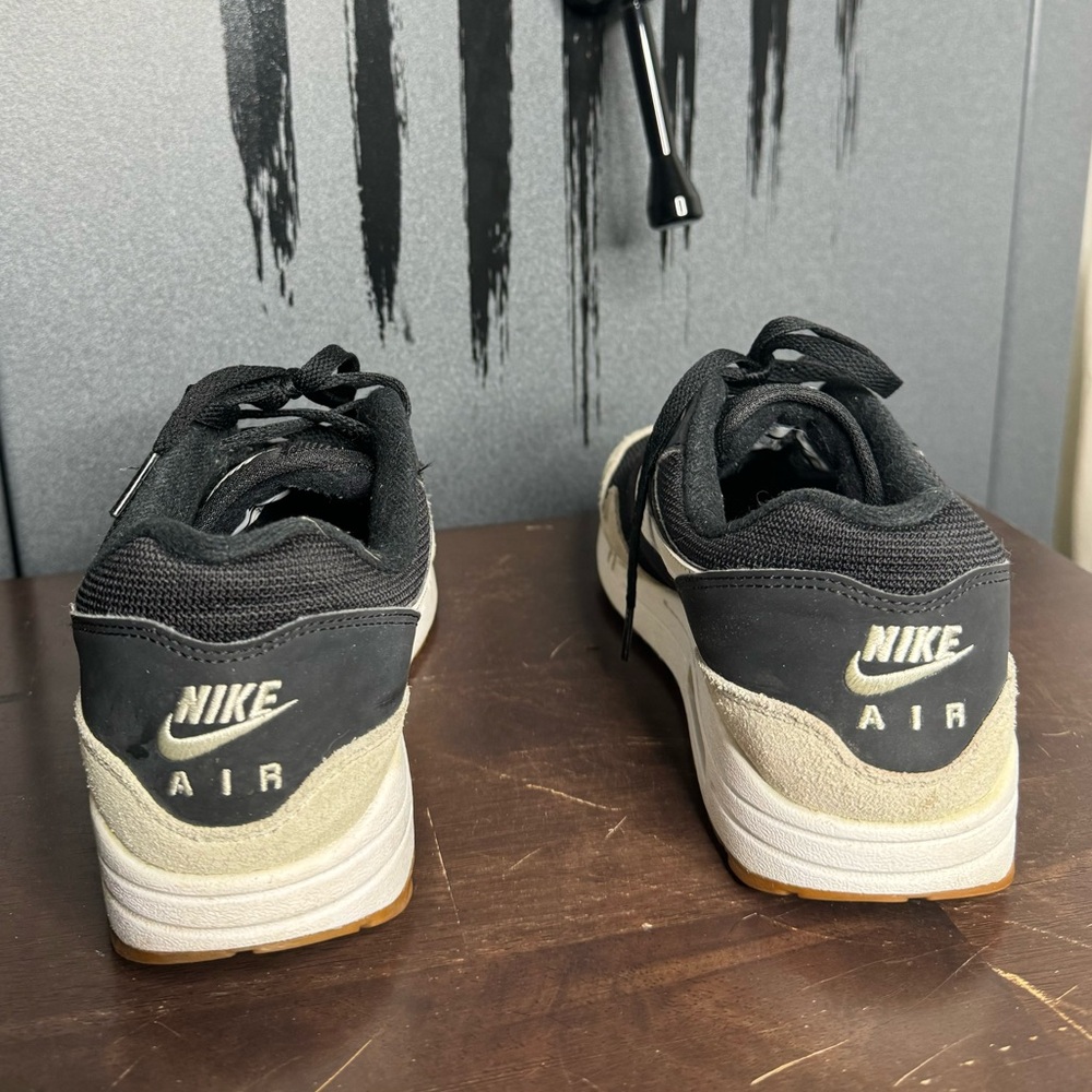 Nike Air Max 1 Black Light Bone 🦴 - Picture 5 of 10